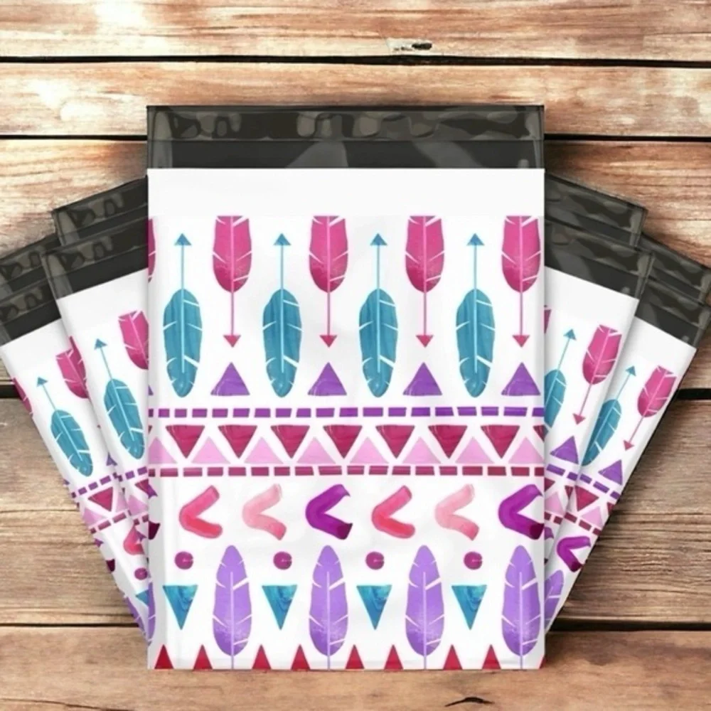 (10) 10x13 Boho Feathers Poly Mailers